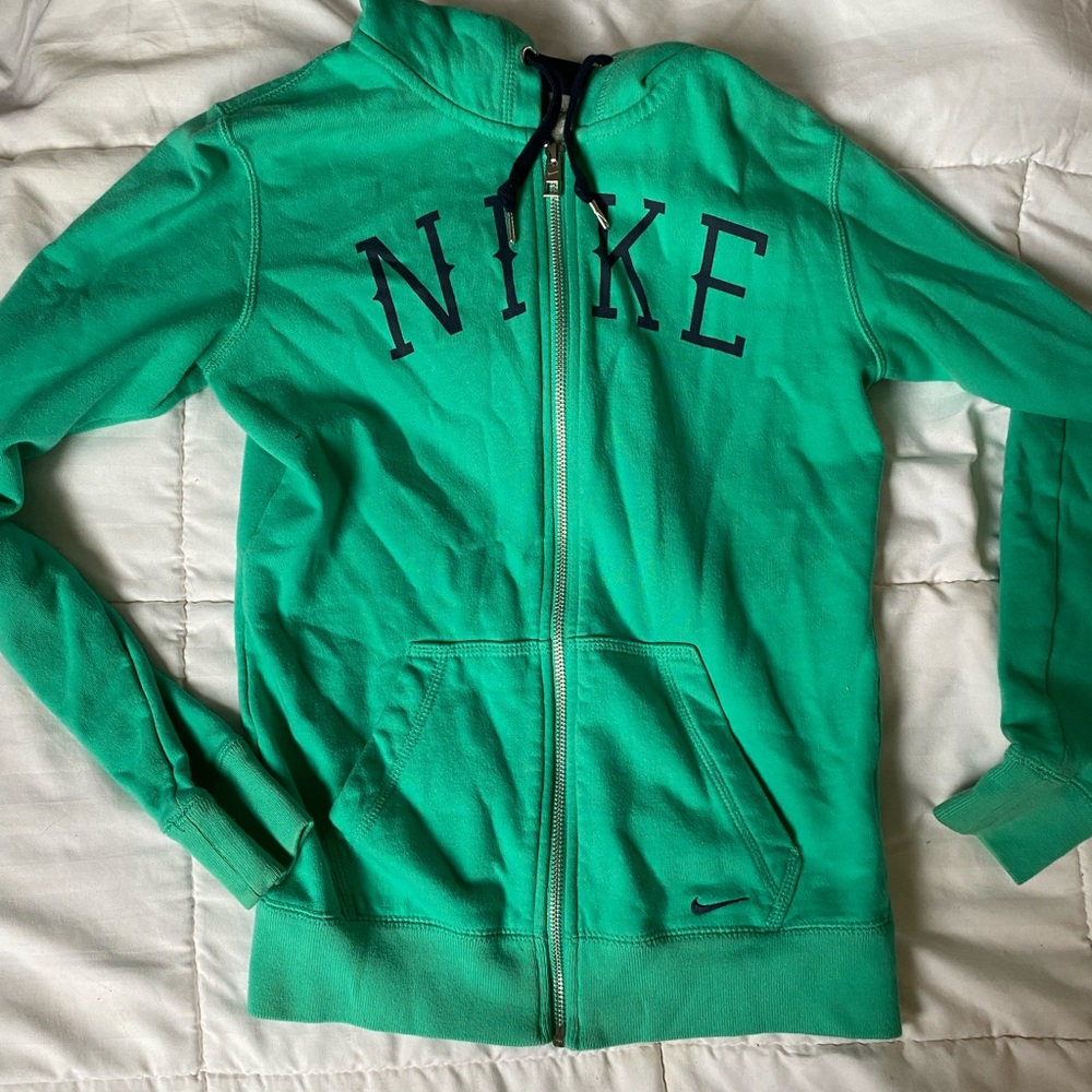 Nike zip up hoodie